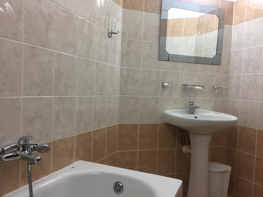 Hotel U Tri Lvu Ceske Budejovice Esterno foto