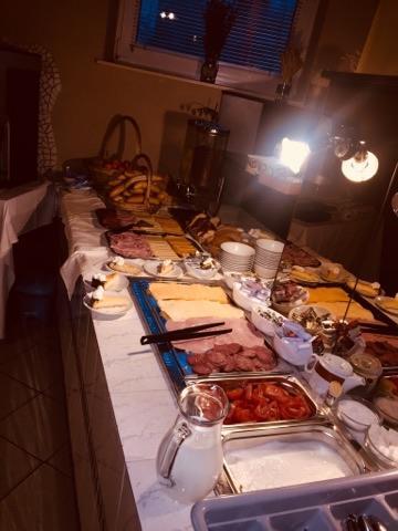 Hotel U Tri Lvu Ceske Budejovice Esterno foto