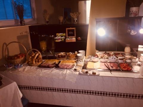 Hotel U Tri Lvu Ceske Budejovice Esterno foto